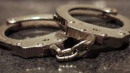 Three Arrested for Selling Fake Gold Coins in Amravati
								